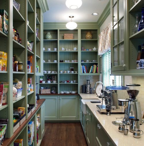 galley-kitchen-pantry
