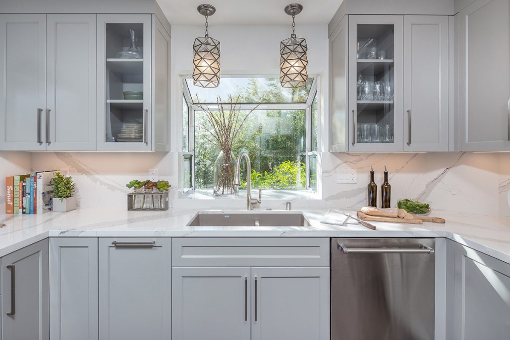 light and airy kitchens help to keep your home cool