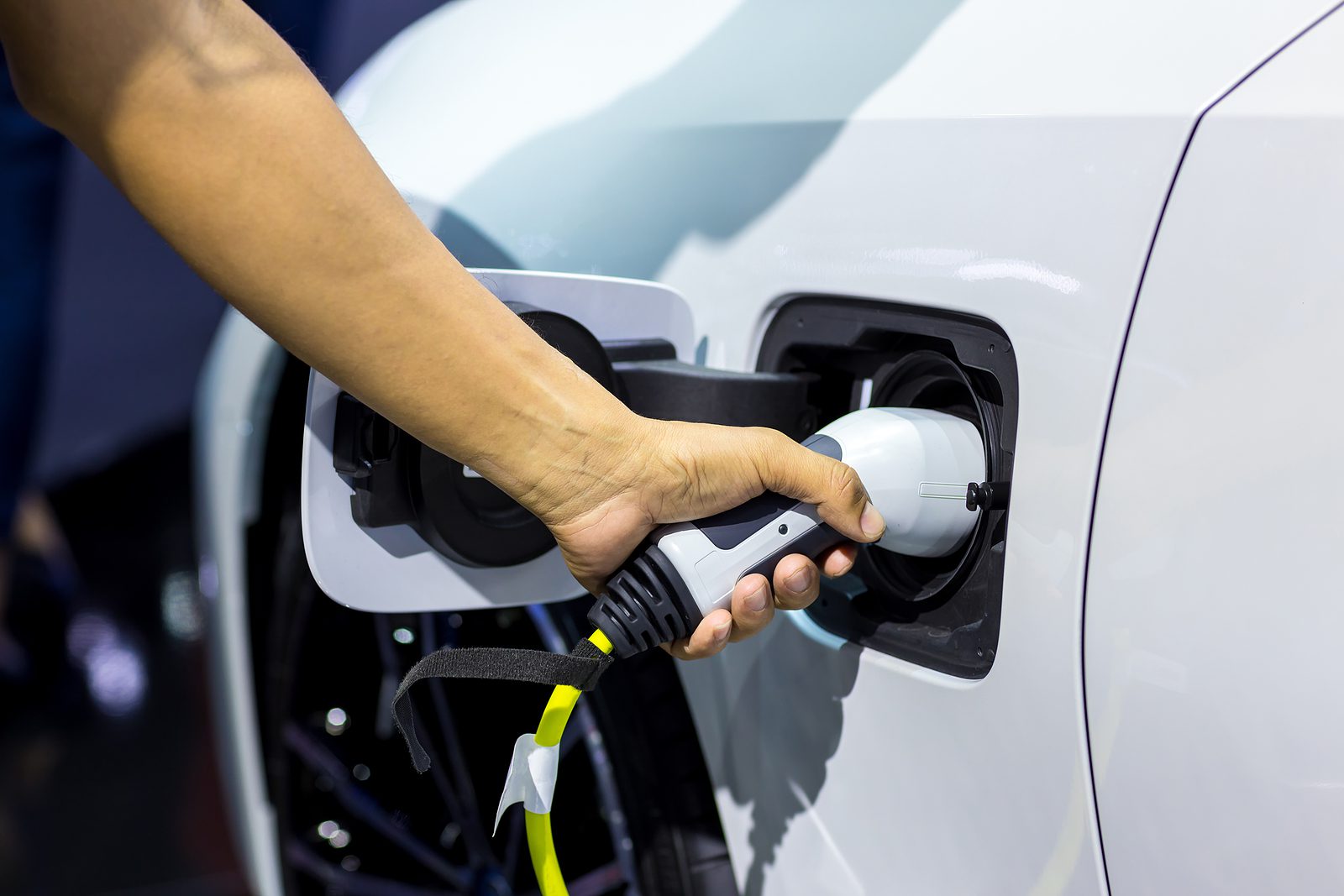 re-charge-your-savings-with-electric-vehicles